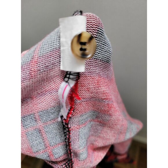 Red and Black Unisex Pullover Hoodie with Urban Edge Unleash Your Boldness - Picture 6 of 12